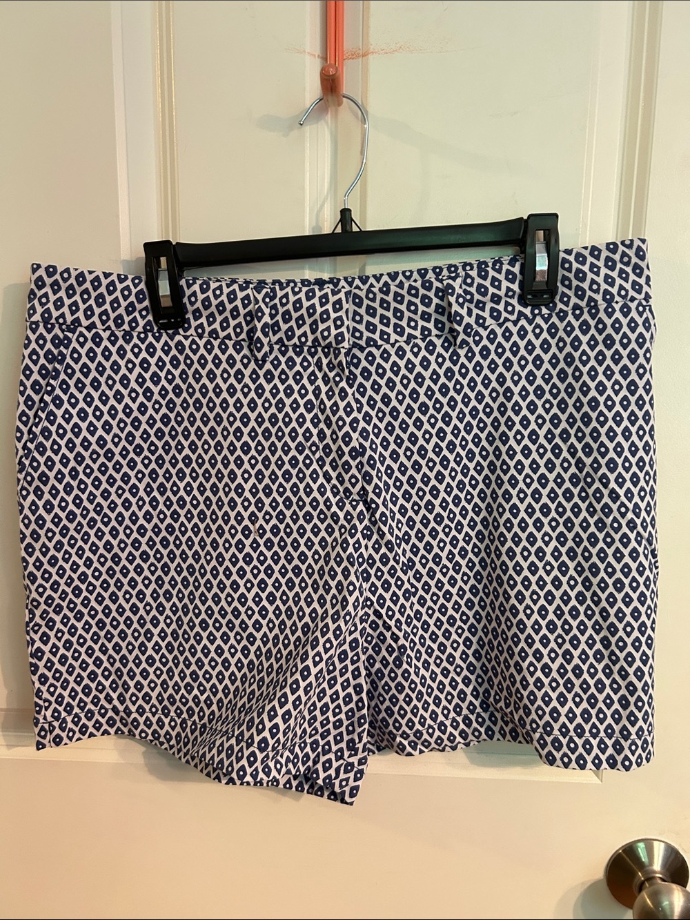 Southern Tide Navy & White Diamond Print Bermuda Shorts